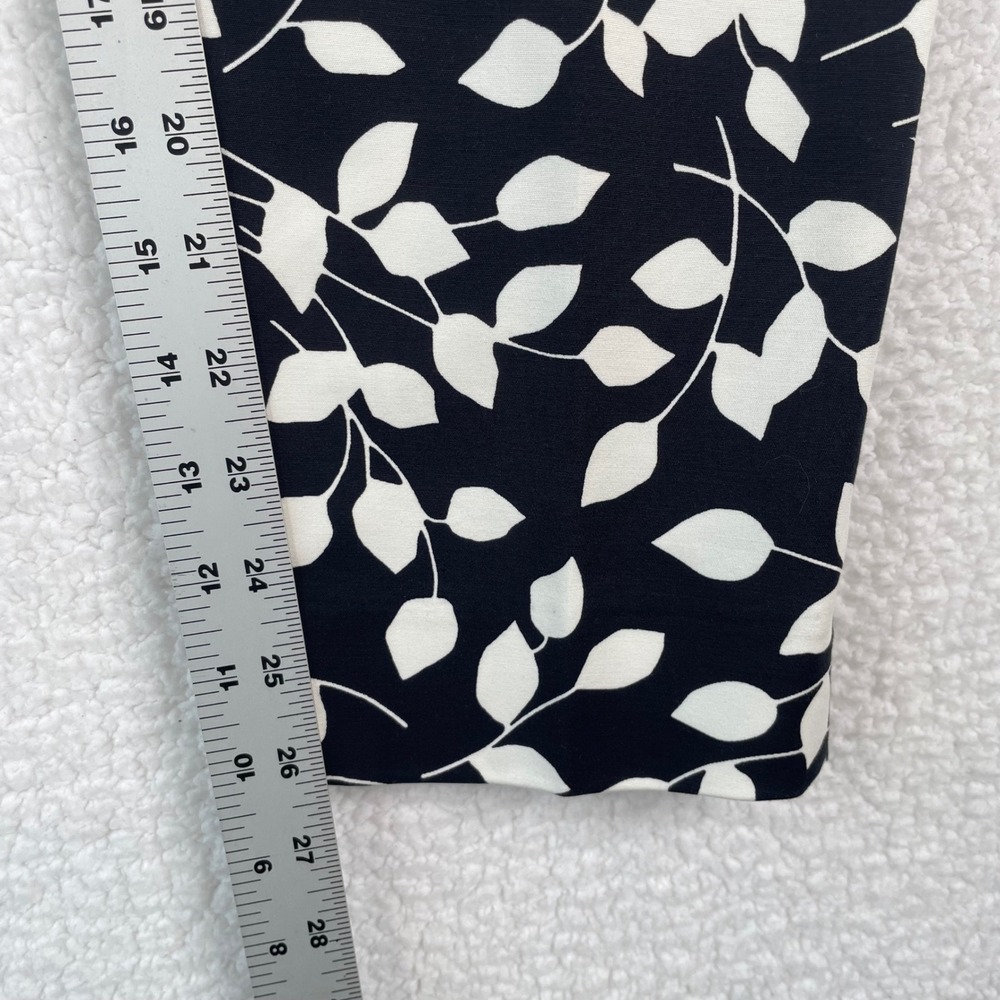 Talbots Hampshire Ankle Pant Womens 8P Black White Leaf Print Slim Stretch Crop - Picture 9 of 12